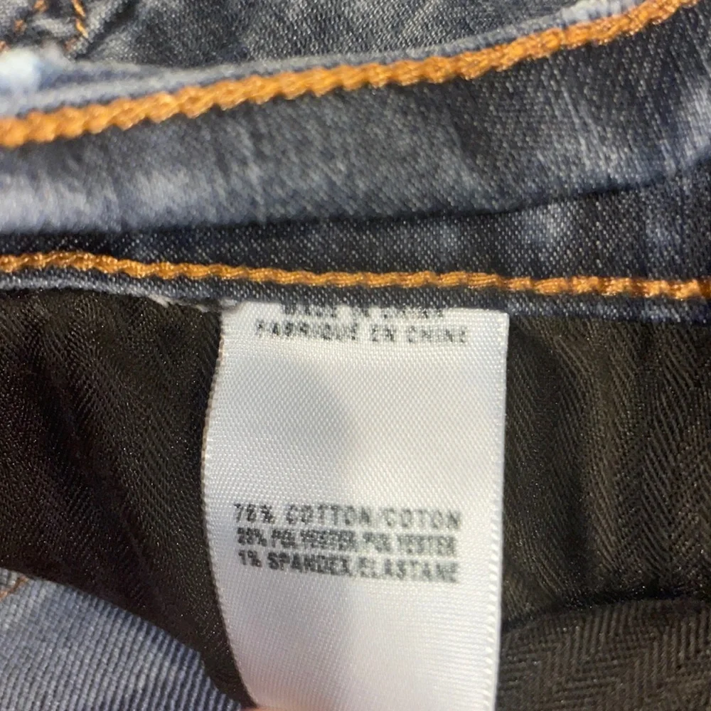Lucky brand women’s jeans- 6/28 boot cut - Picture 4 of 6